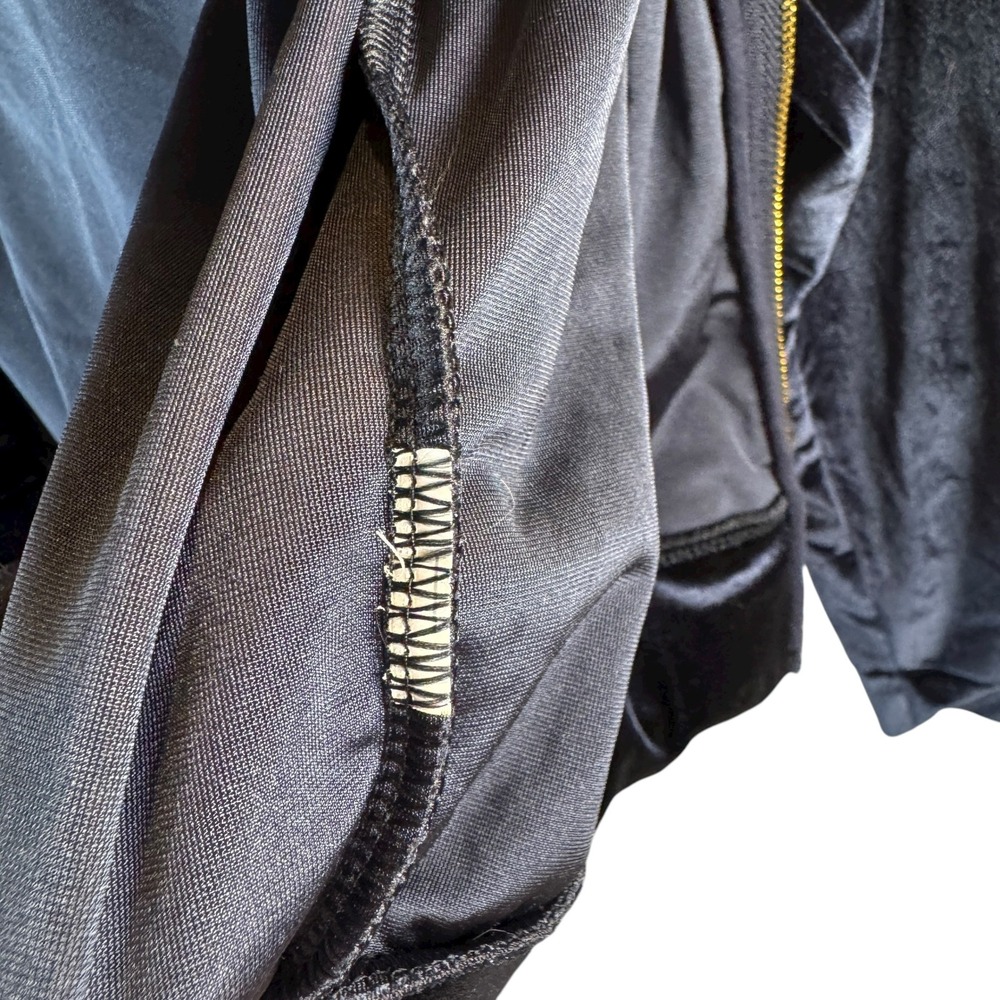 Fabletics Womens Sz M Velvet Velour Hoodie Zip Up Jacket Navy Blue Gold Hardware - Picture 8 of 8